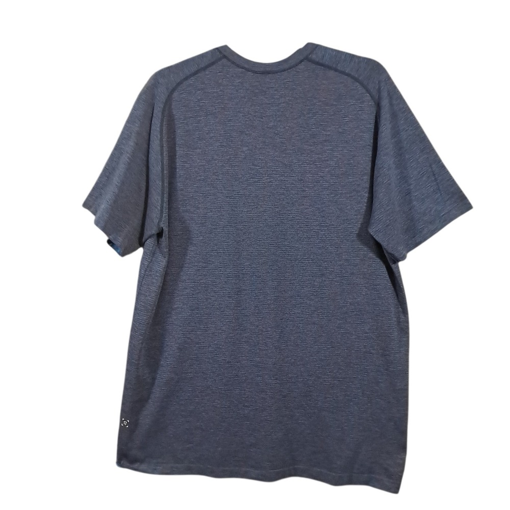Lululemon Metal Vent Tech‎ Shirt Size XL Blue Outdoors Pullover Athleisure Mens - Picture 2 of 11
